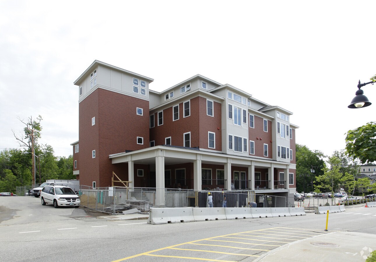 Photo - 10 Pettee Brook Ln