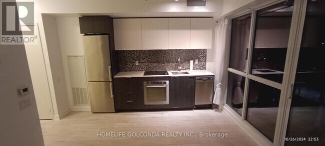 Photo - 2 Sonic Way Unit 809