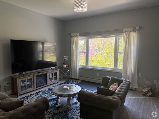 Building Photo - 19-02 Astoria Park S Rental