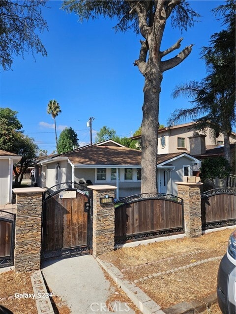 Photo - 15608 Ethel St