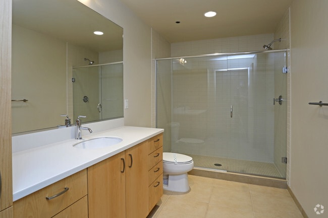 Photo - 2121 SE Belmont