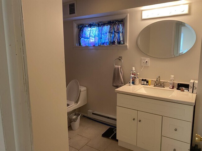 Photo - 539 Bloomingrove Dr