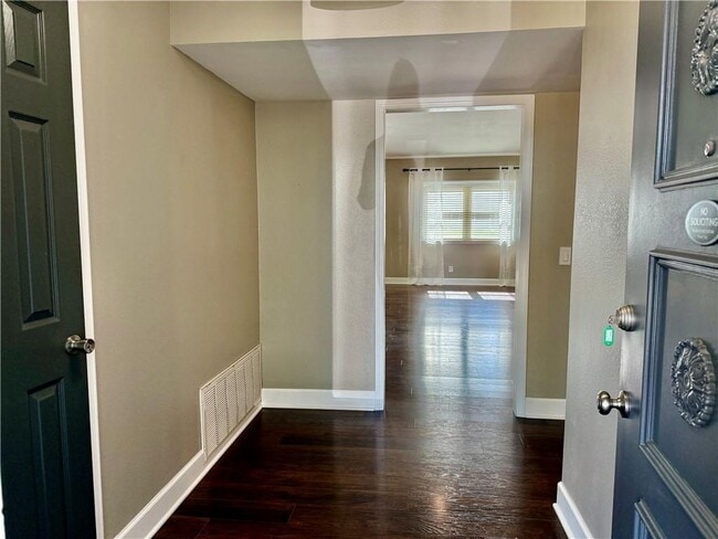 Photo - 2714 W Fir St