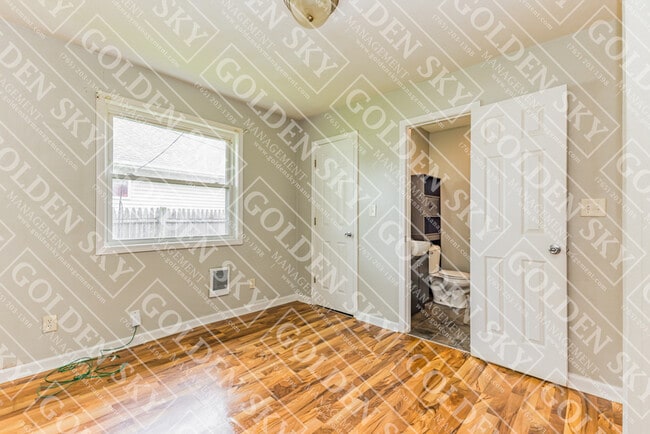 2404 State St Unit 2