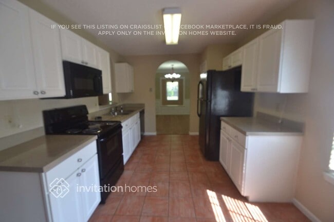 Photo - 1972 Harbor Island Dr