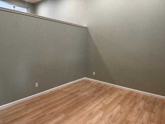 Photo - Beautiful tri-level Communications Hill home