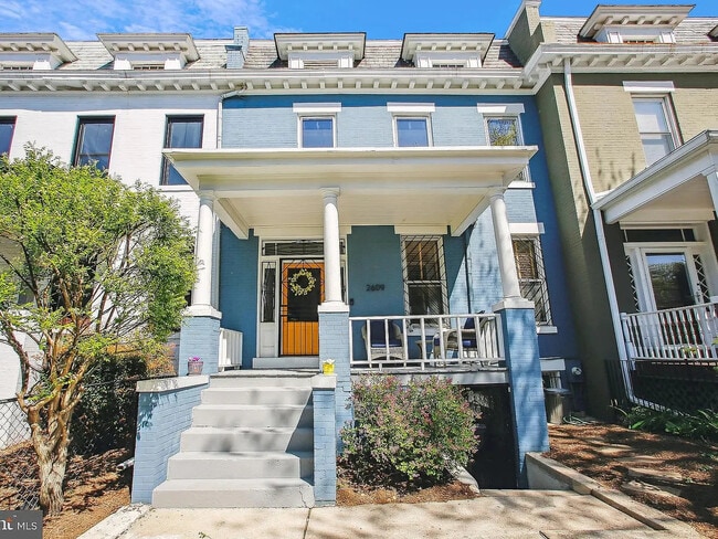 Building Photo - 2609 11th St NW Unit B
