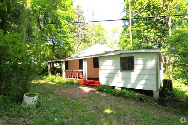 Building Photo - 71 Miller Rd Unit 25 Rental