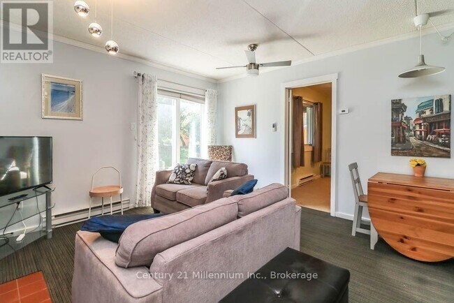 Photo - 15 Dawson Dr