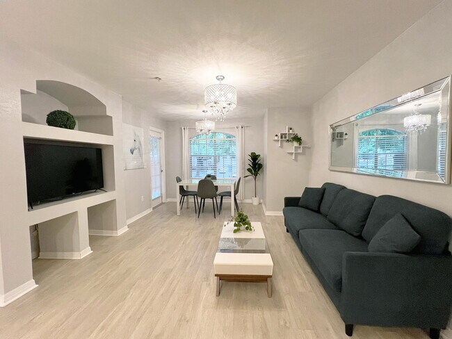 Photo - 7220 Westpointe Blvd