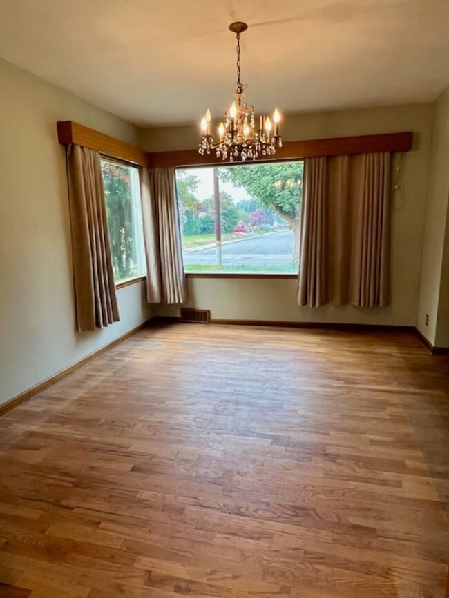 Photo - Located in the Historic District! 3+ beds,...