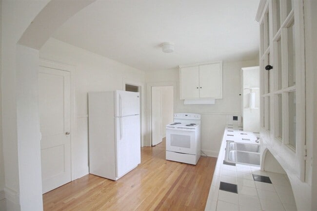Photo - Charming 2 Bedroom Duplex in Lakewood!