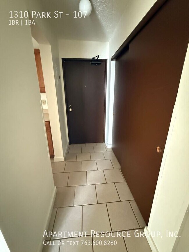 Photo - 1310 N Park St Unit 107