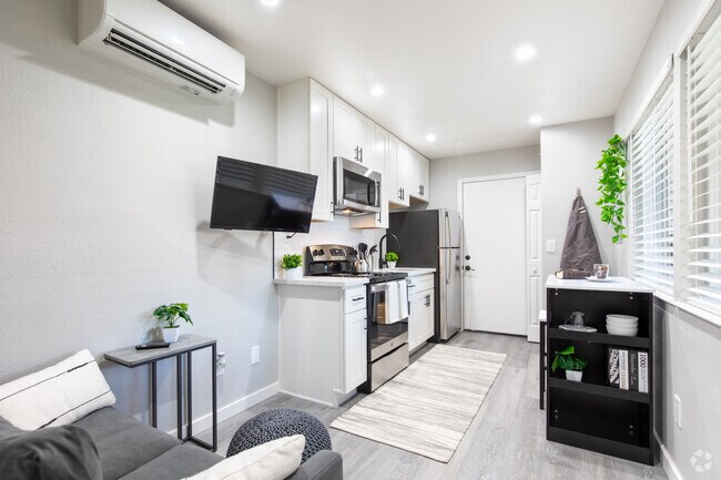 1BR, 1BA - 260SF - Element Apartments