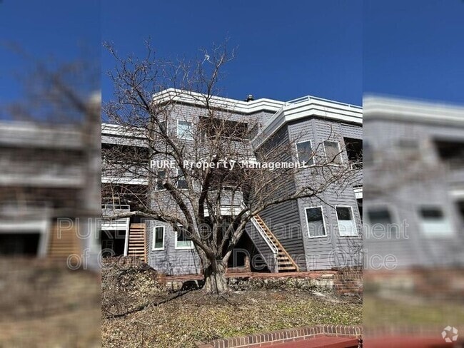 Building Photo - 1529 Spruce St Unit 9 Rental