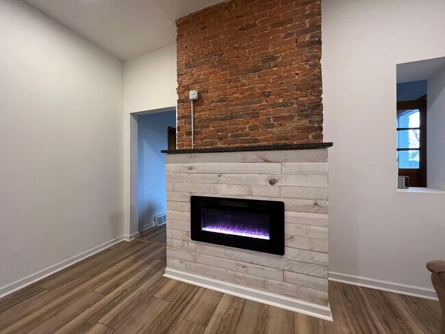 Photo - 2121 Eggers St Unit 1