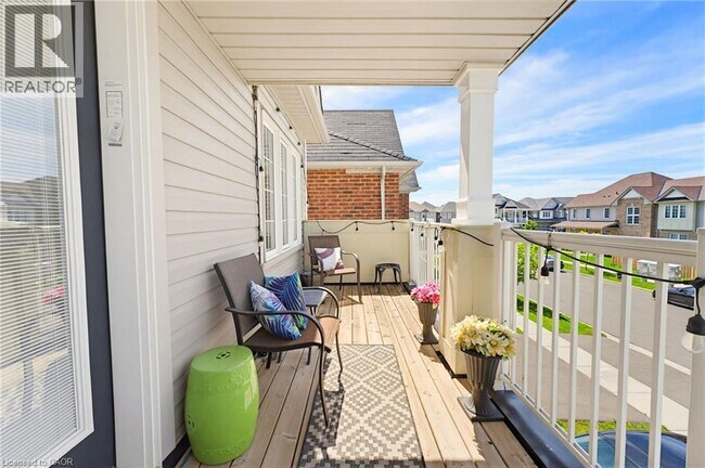 Photo - 9 Price St