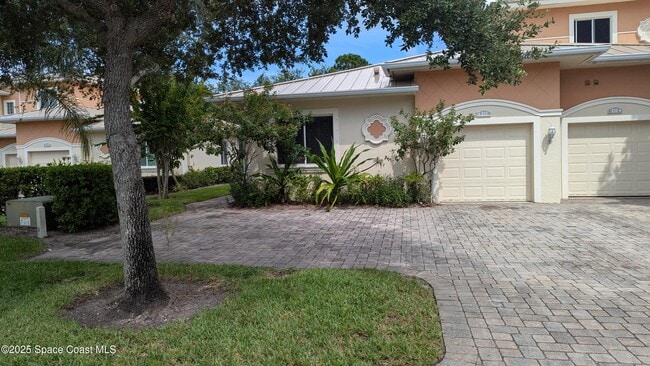 Building Photo - 826 Middleton Dr SW