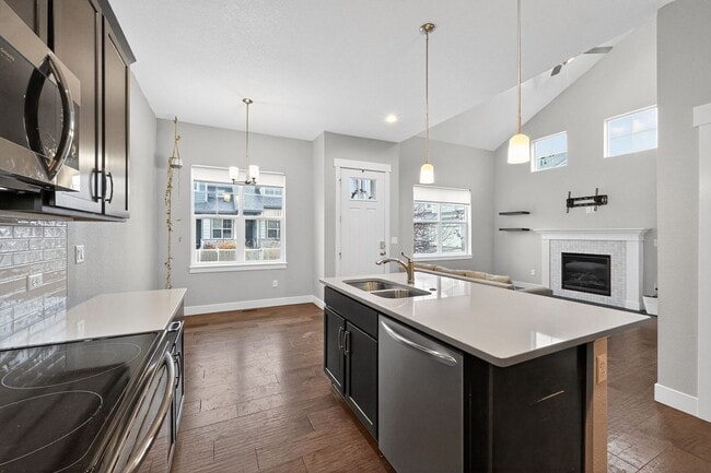 Photo - 8479 Cromwell Dr