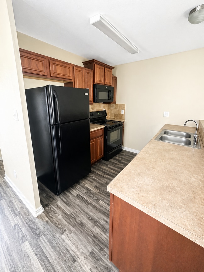 Photo - 3 BED / 2.5 Bath AVAILABLE NOW, APPLY TODAY ON OUR WEBSITE!!