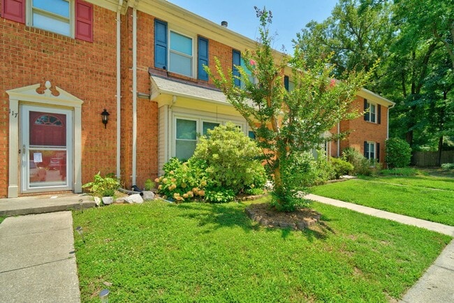 Photo - 119 Kingsbridge Ln