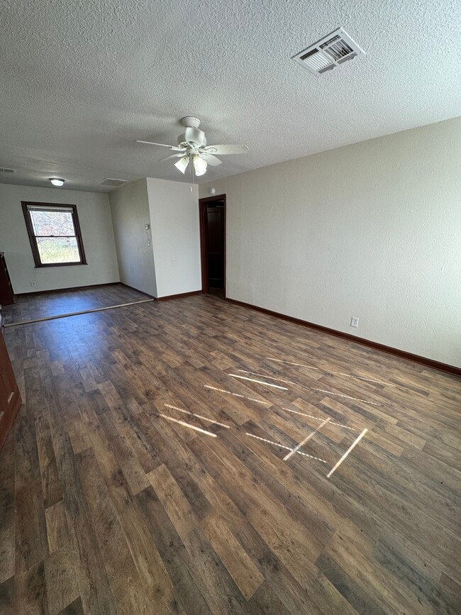 Photo - 2119 NE 26th St