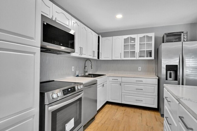 Photo - 6385 86th Pl