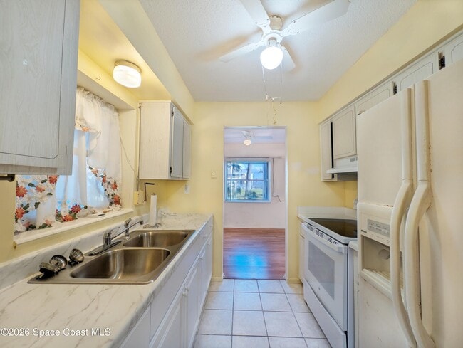 Photo - 190 E Olmstead Dr Unit H3