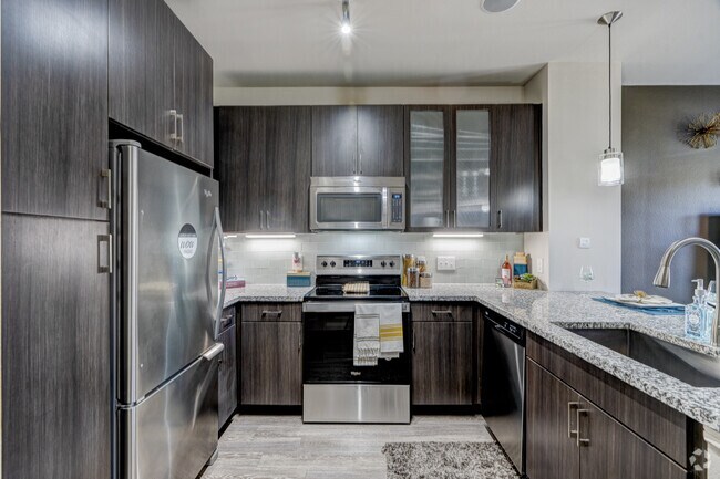 1BR, 1BA - 695SF - Kitchen
