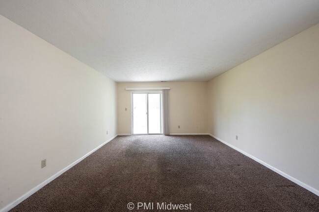 Photo - "Charming 3-Bed, 2-Bath Home in Indianapolis – Cozy 1196 Sq Ft Haven Awaits!"