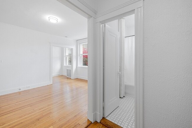 Photo - 170 Maple St Unit 110