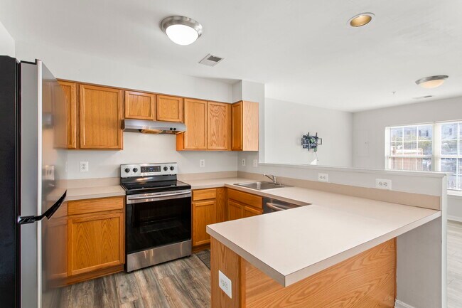 Photo - 5089 Stapleton Terrace