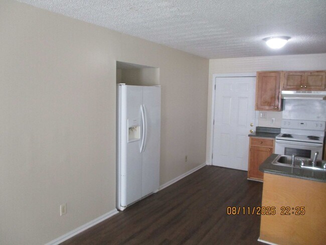 2205 Beachview Dr