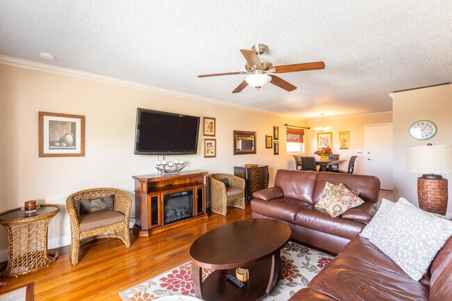 Photo - 3212 NE 12th St Unit 404