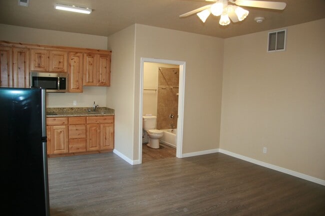 Photo - N100 - 1 Bedroom Apartment