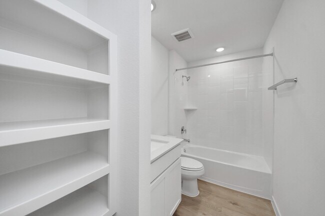 Photo - 31138 Warwick Coast Ct