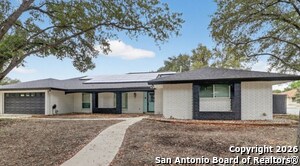 Photo - 421 Candleglo Dr