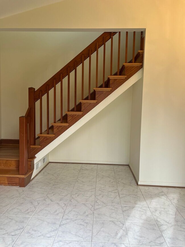 Photo - 8 Butler Pl