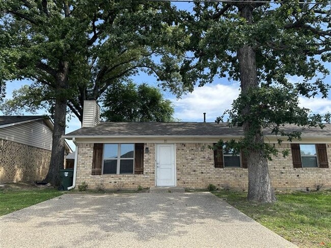 Photo - 8320 Cambridge Rd Townhome