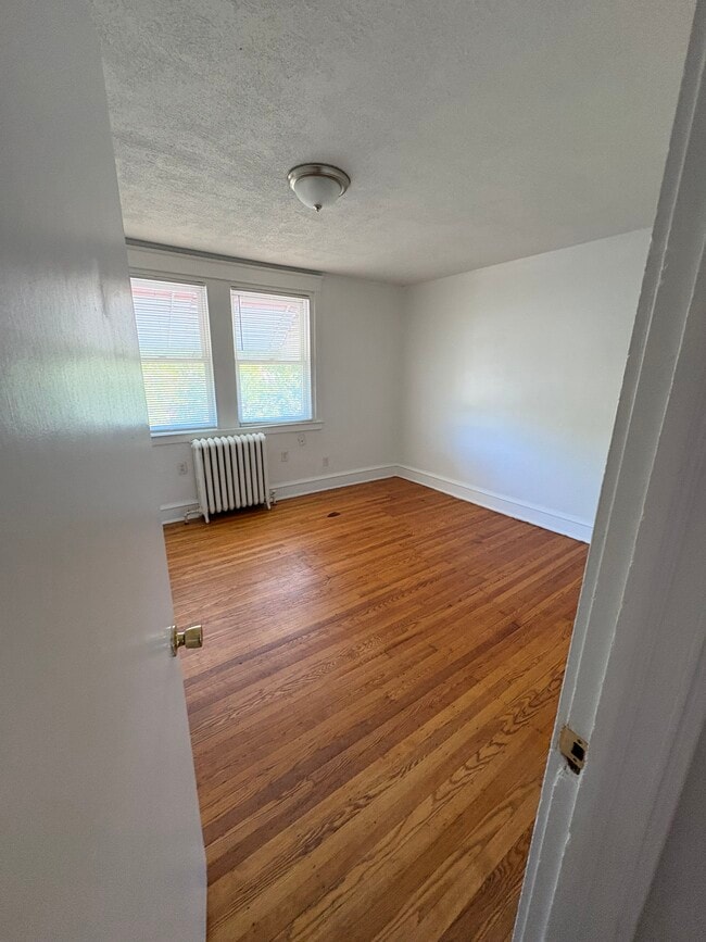 Bedroom - 6931 guilford rd