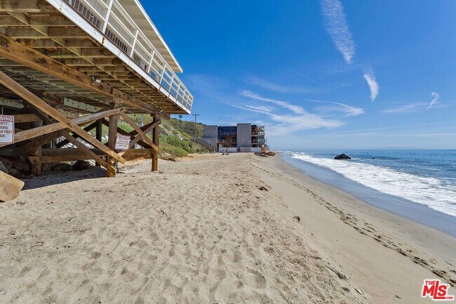 Photo - 24742 Malibu Rd House