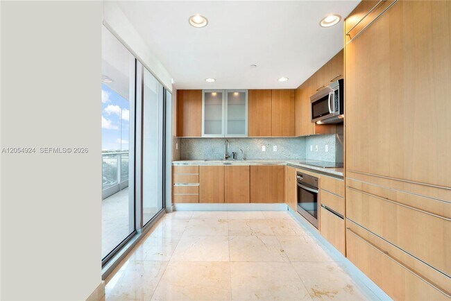 Photo - 2627 S Bayshore Dr Unit 1008