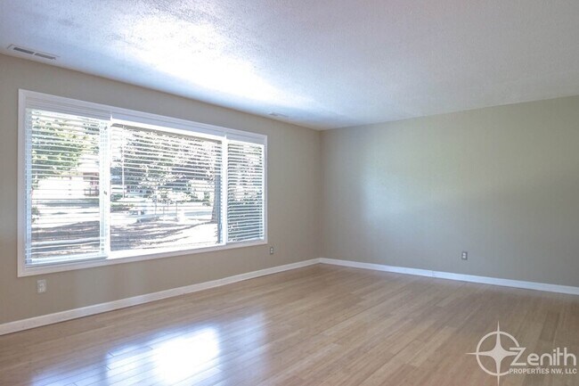 Photo - 1417 NW 98th Cir