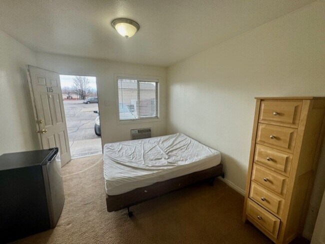 Photo - 1675 S State St