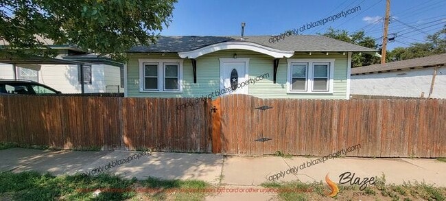 Cute 2 Bed, 1 Bath Home for Rent - Cute 2 Bed, 1 Bath Home for Rent