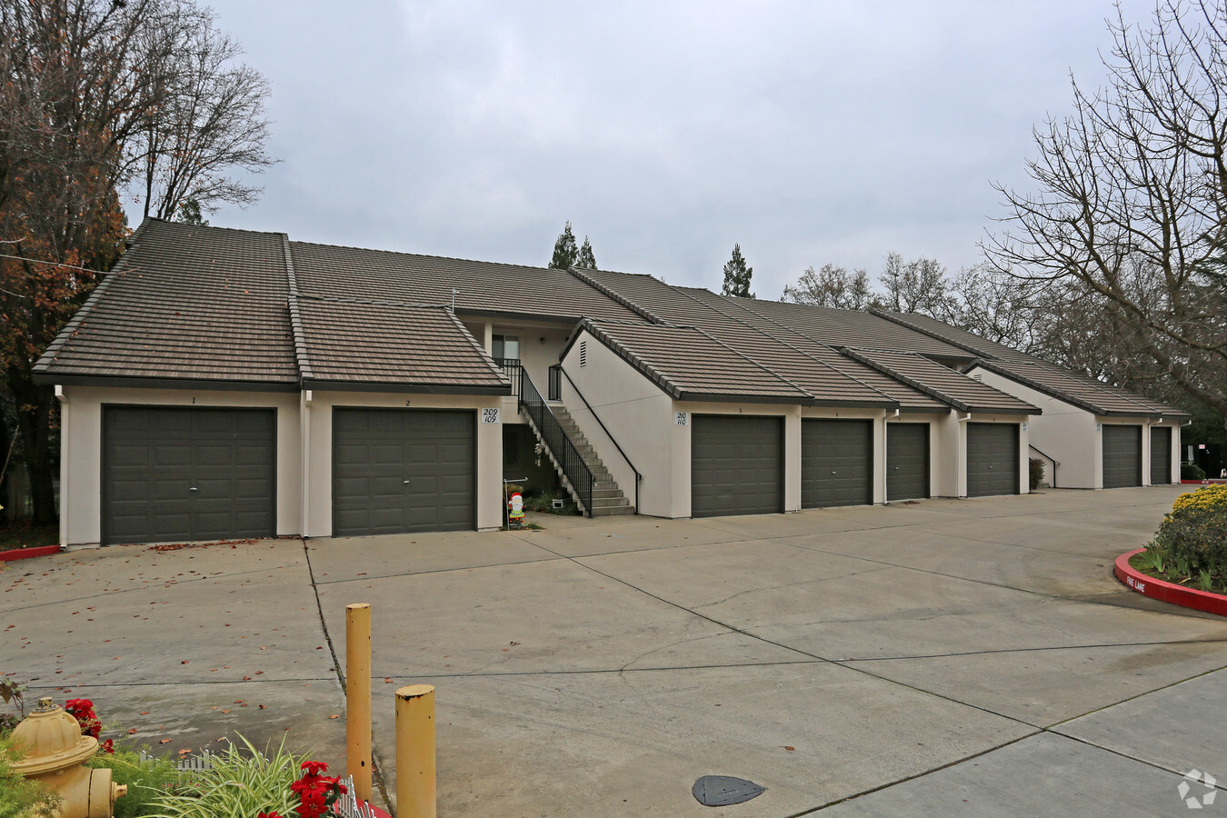 Cardinal Oaks - Cardinal Oaks Apartments