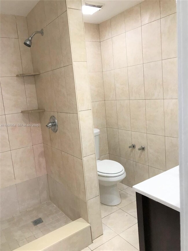Photo - 10090 NW 80th Ct Unit 2543