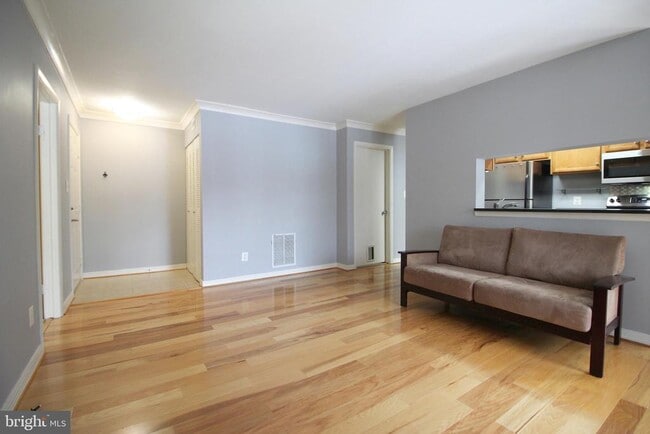 Photo - 11657 Chesterfield Ct