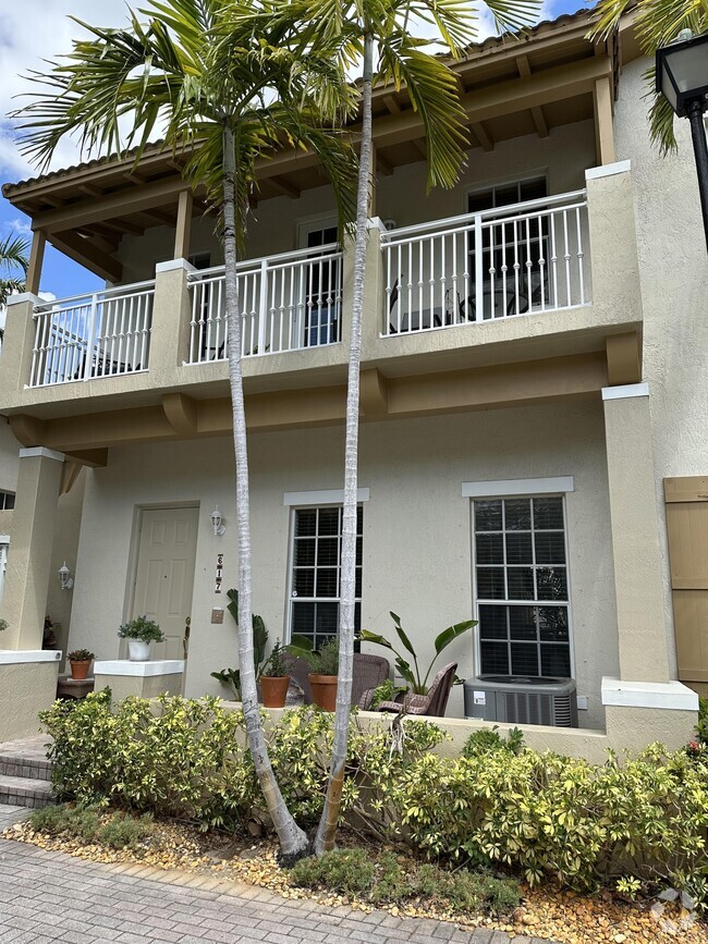 Building Photo - 617 NW 25th Ave Rental