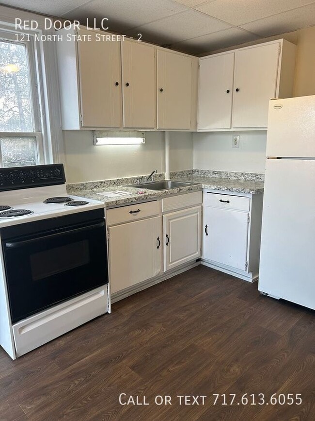 Photo - 121 N State St Unit 2